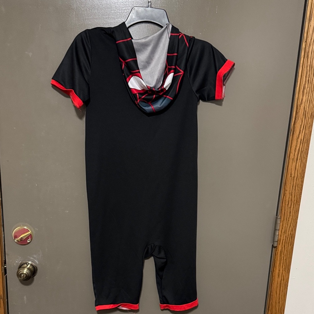Marvel Kids Spider-Man Costume in Black and Red - Picture 3 of 6